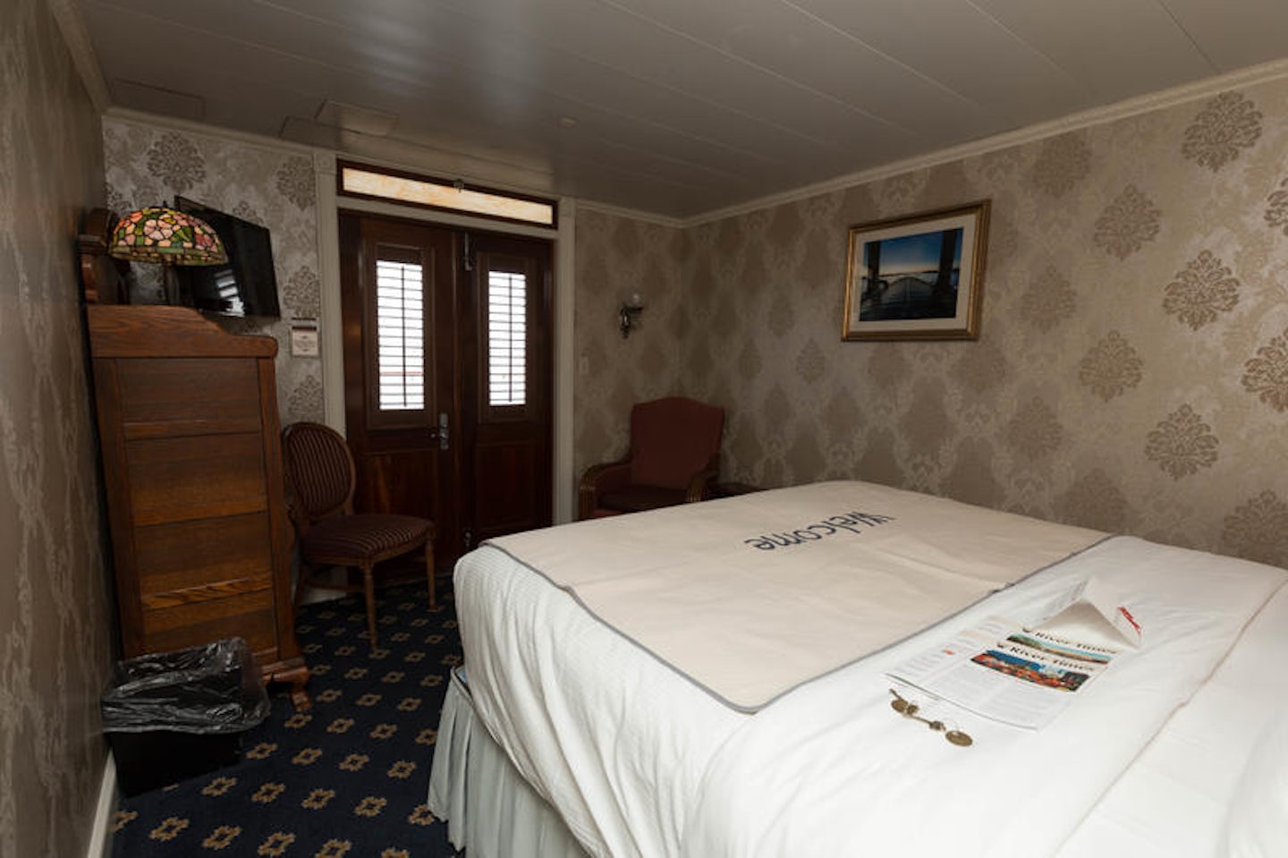 The Outside Cabin with Open Balcony (Queen) on American Queen