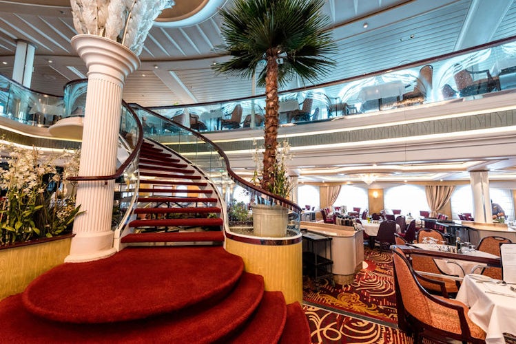 Main Dining Room on Royal Caribbean Rhapsody of the Seas Cruise Ship ...