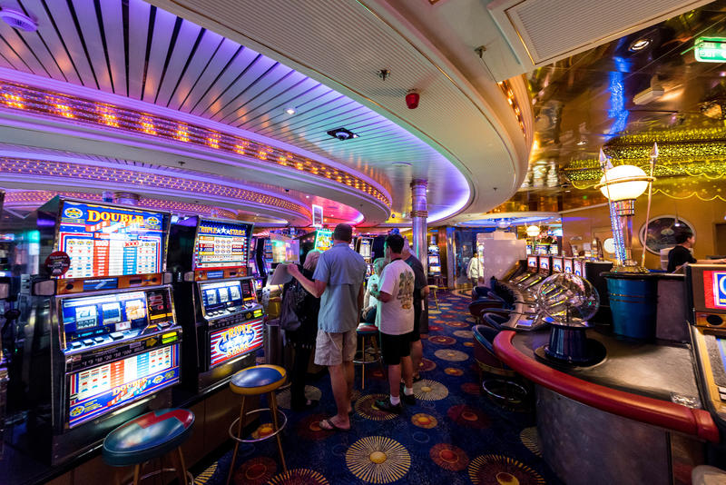 royal caribbean casino royale cruises