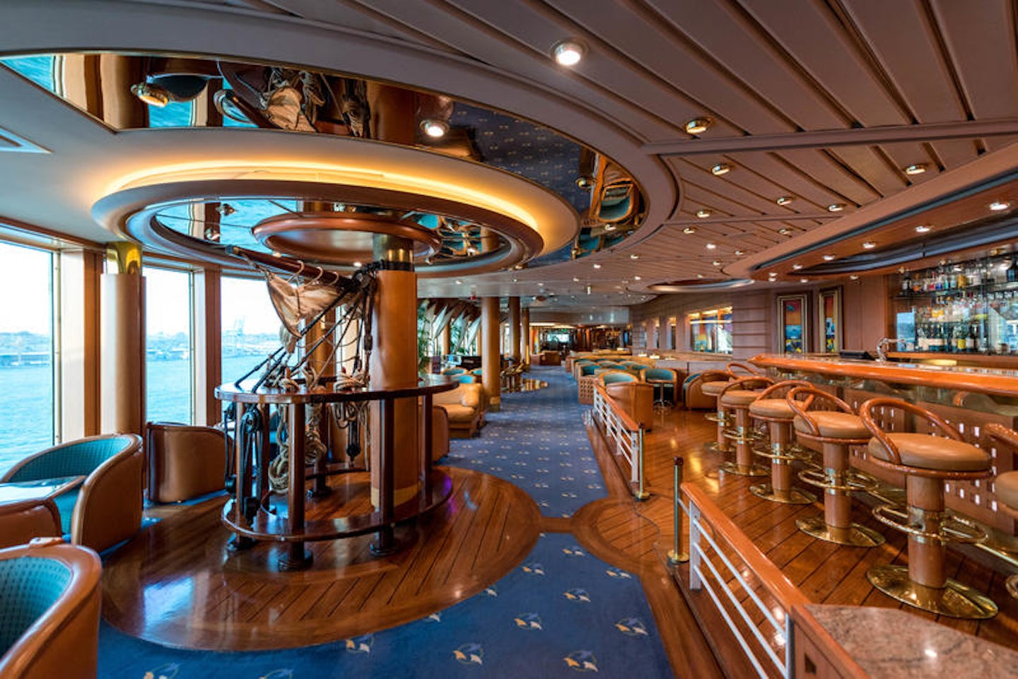 Schooner Bar on Rhapsody of the Seas