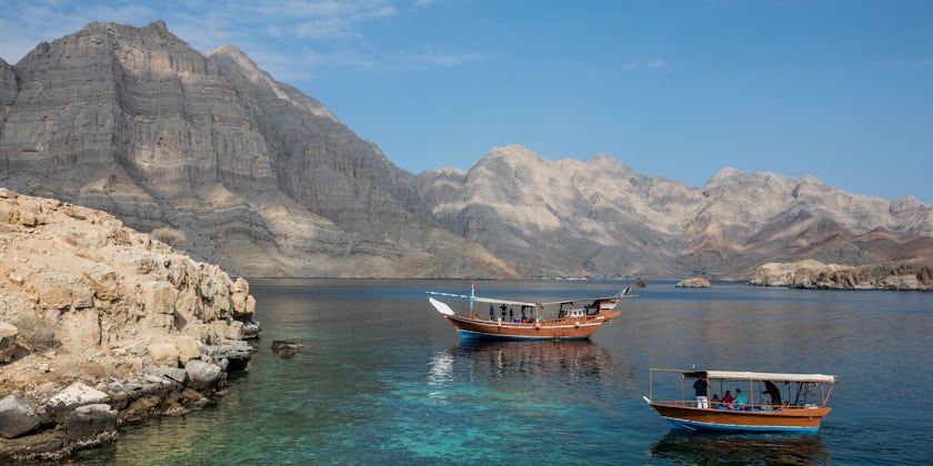Fjord Cruise from Khasab (Photo: Martchan/Shutterstock.com)