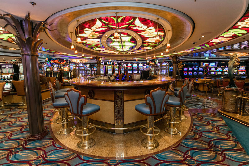 royal caribbean casino comps
