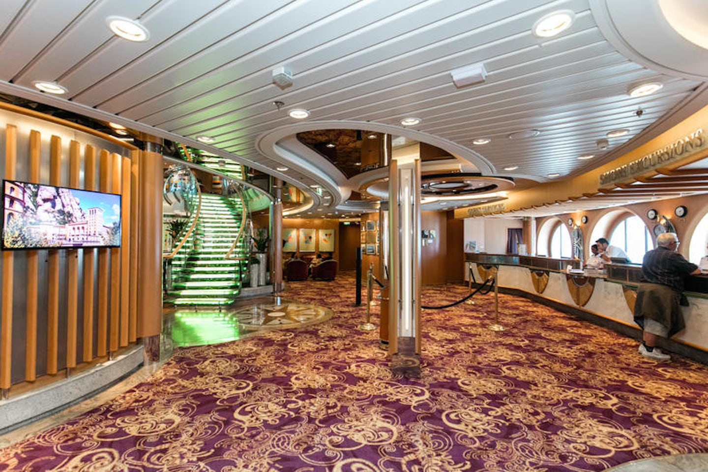 Lobby on Jewel of the Seas