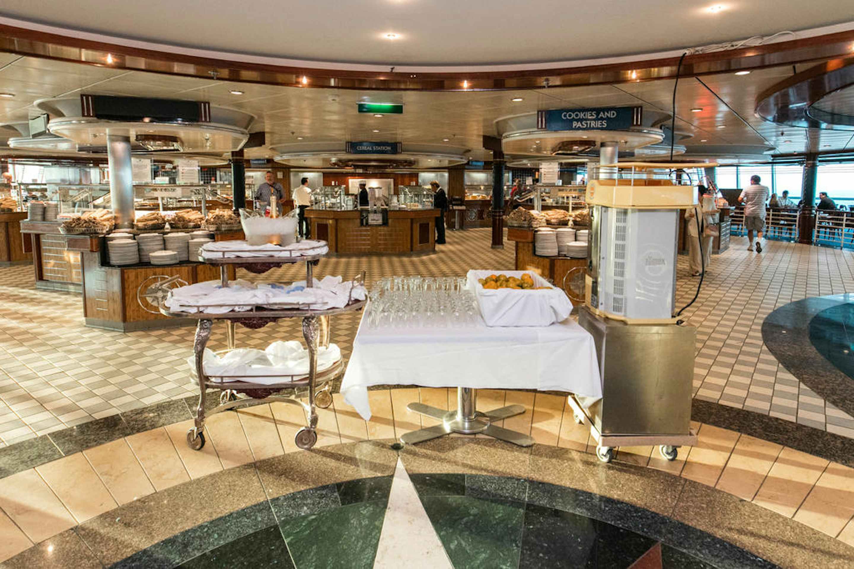 Windjammer Cafe on Jewel Of The Seas
