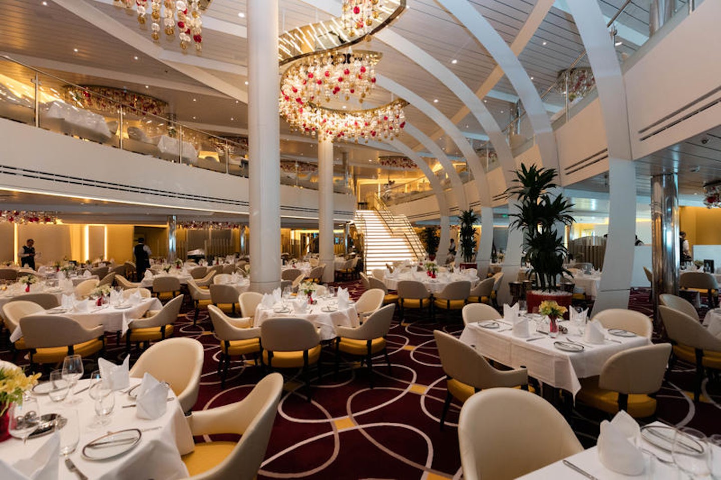 cruise ship dining room waiter