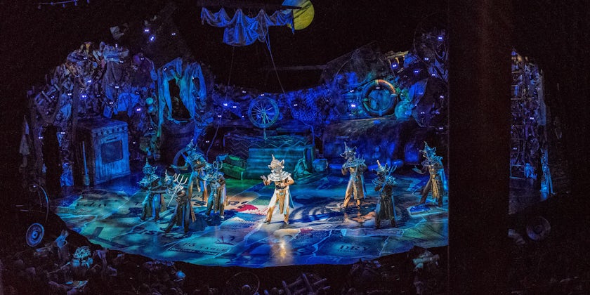 Cats Performance on Oasis of the Seas (Photo: Cruise Critic)