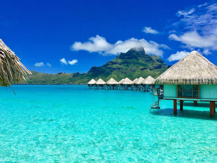 Bora Bora (Photo: TWEITH/Shutterstock)