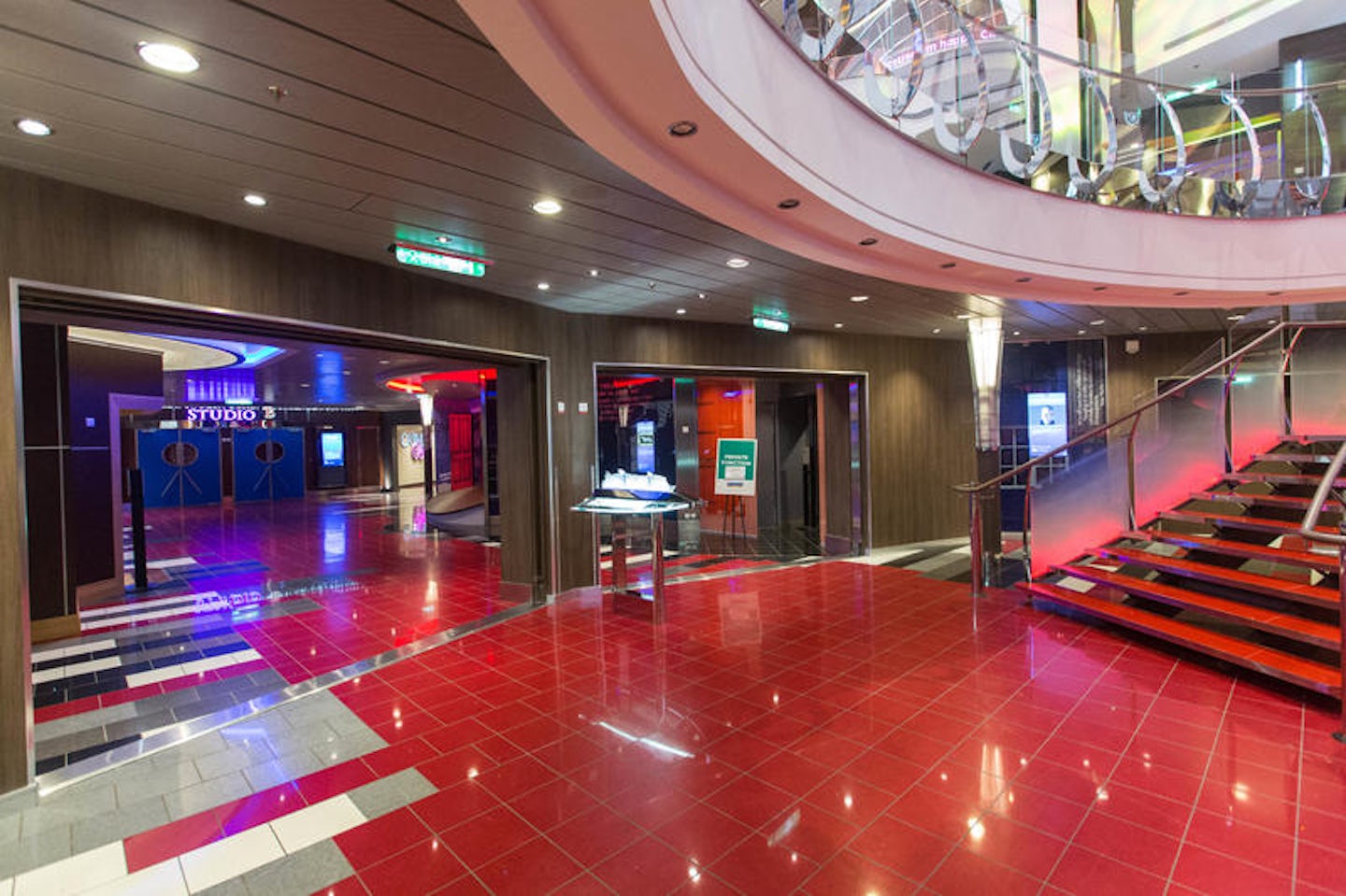 Entertainment Place on Harmony of the Seas