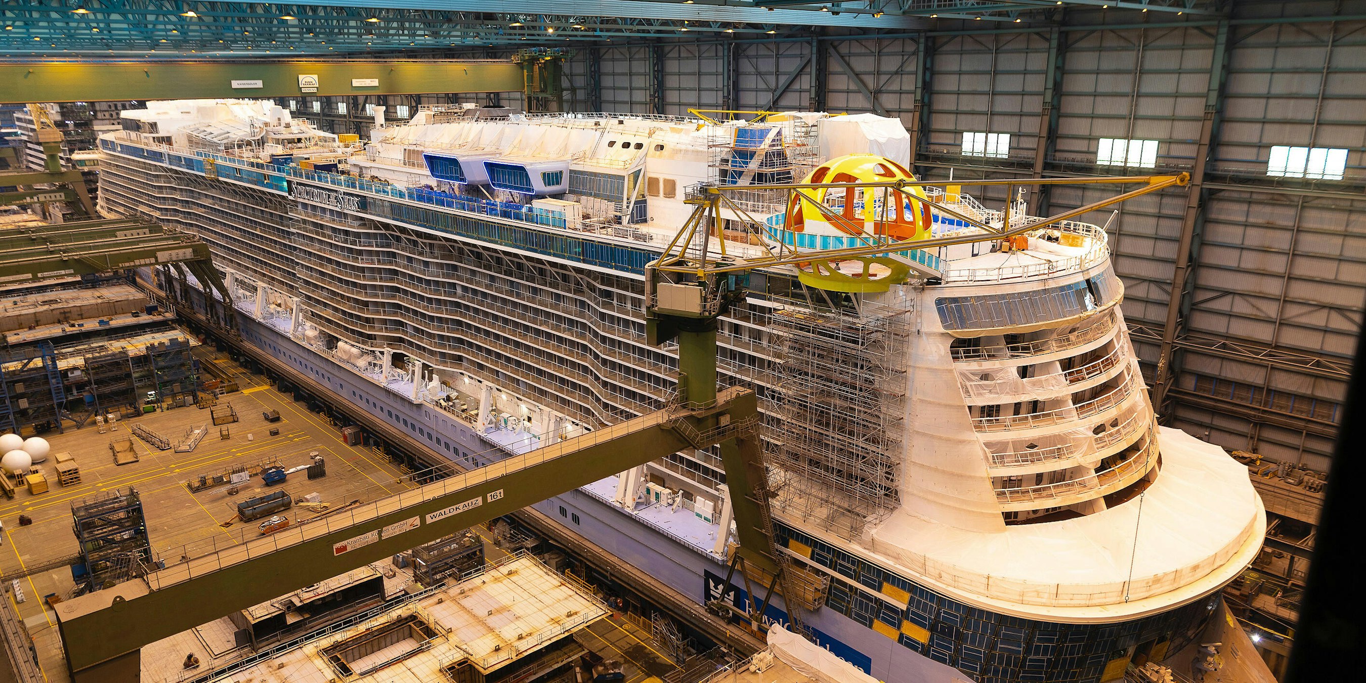 where are celebrity cruise ships built