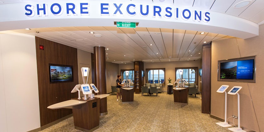 Shore Excursions Desk on Anthem of the Seas (Photo: Cruise Critic)