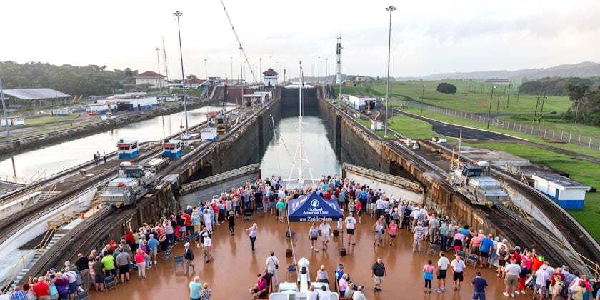 Panama Canal Lock Sighting on Zuiderdam (Photo: Cruise Critic)