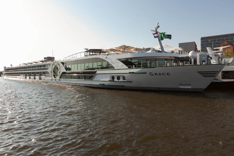 grace's world cruise ship
