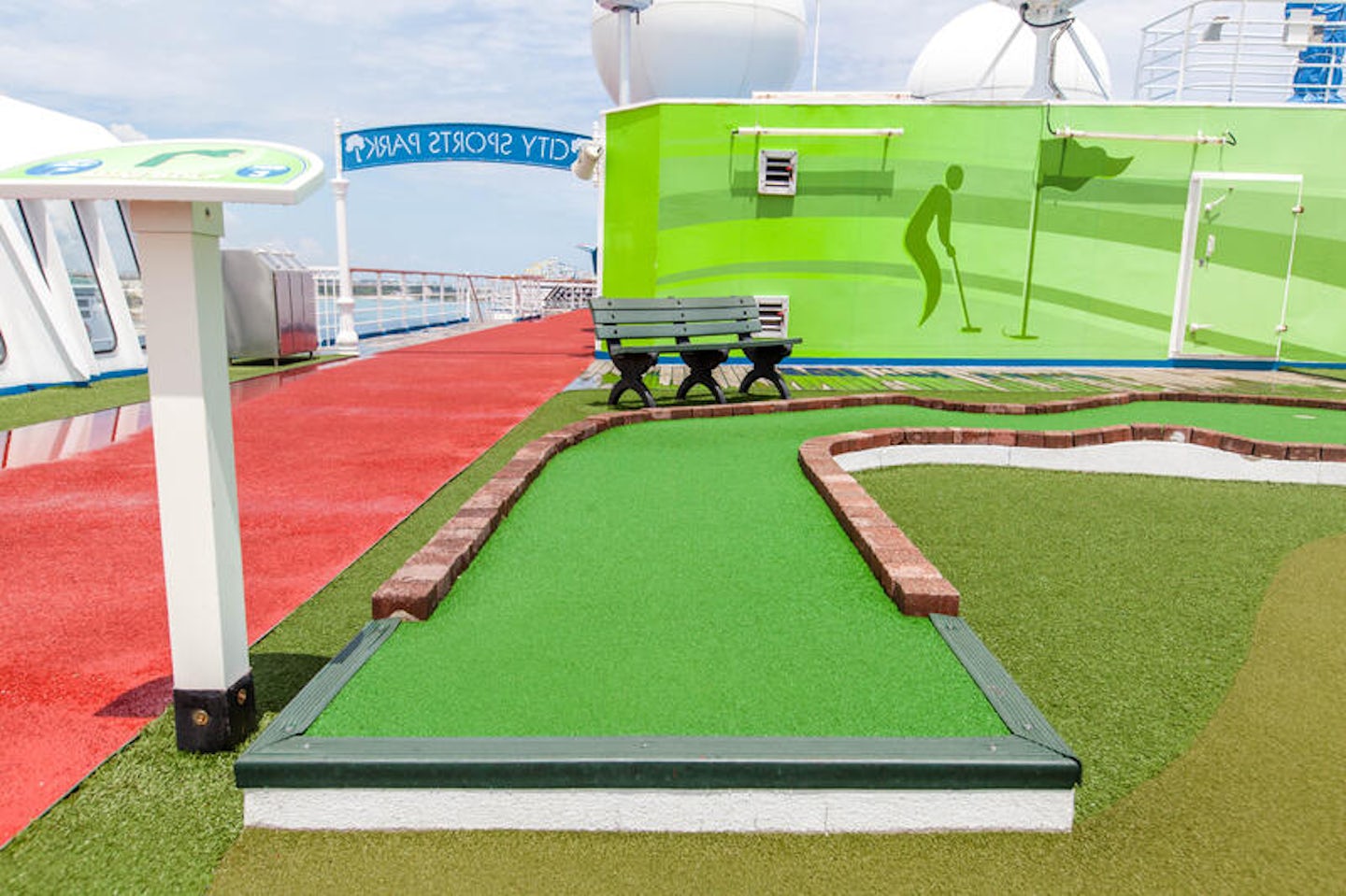 Mini-Golf on Carnival Sensation