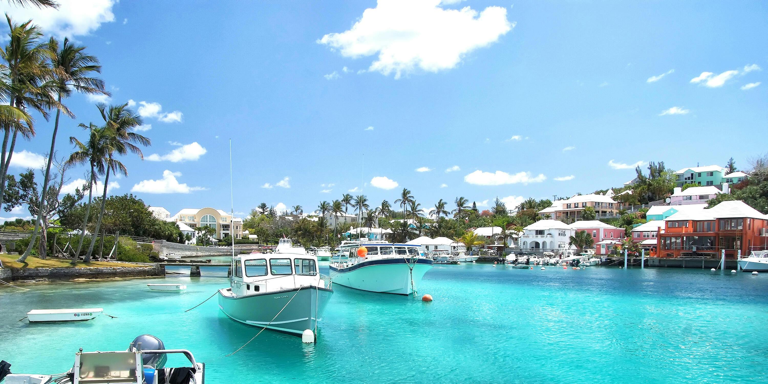 Hamilton, Bermuda (Photo: Just dance/Shutterstock)