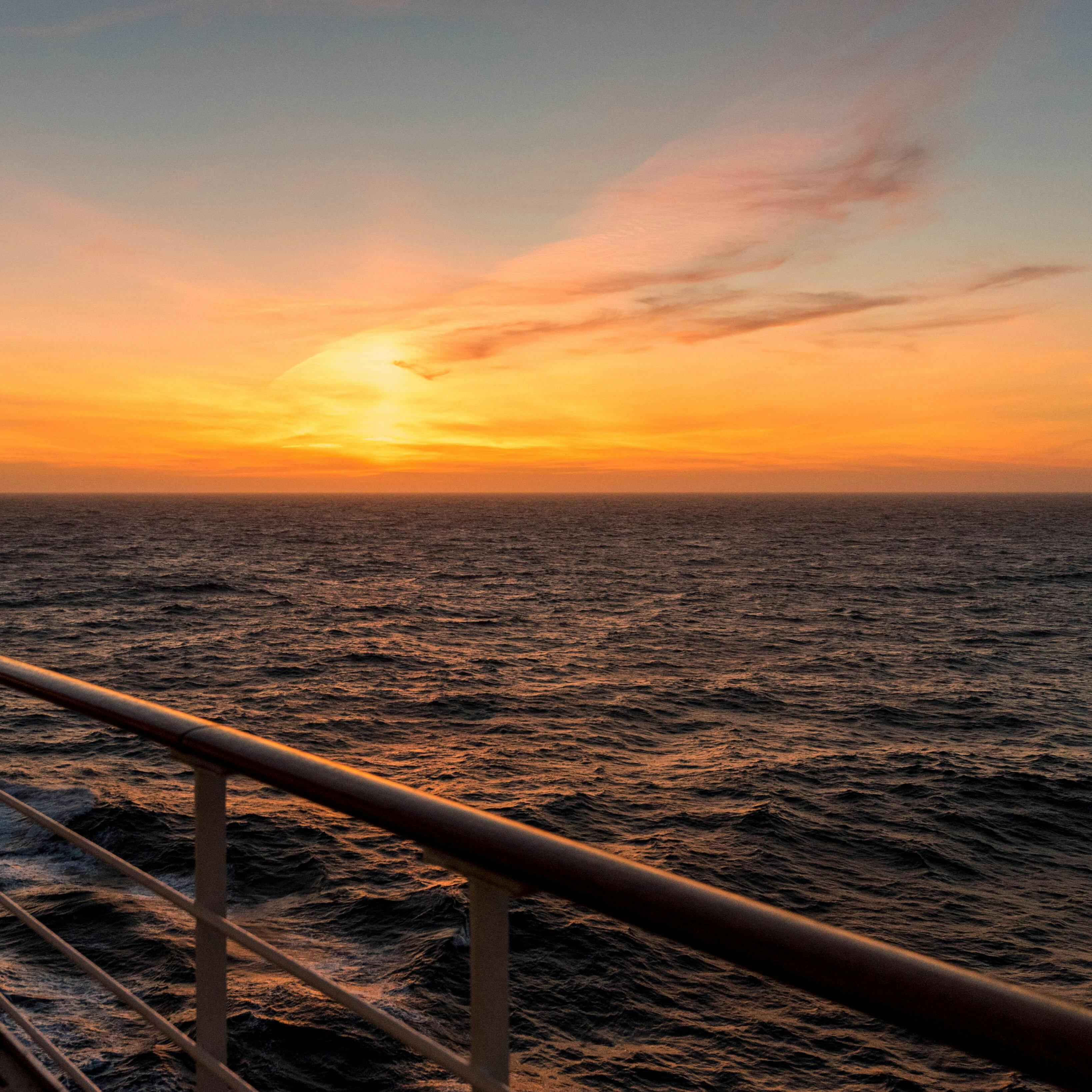 15 Things you'll regret not doing on a cruise