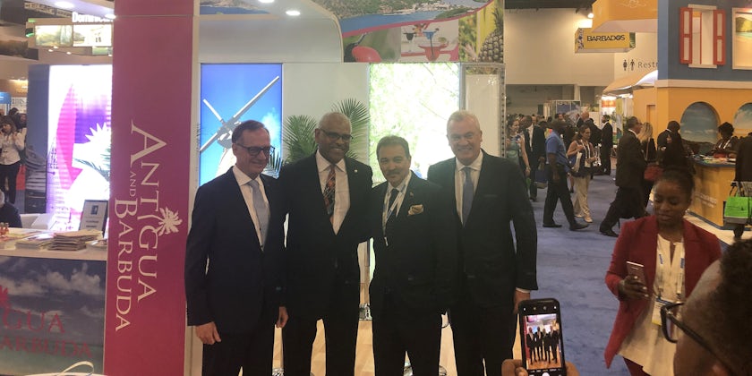 Arnold Donald and Other Carnival Corp Execs (Photo: Brittany Chrusciel/Cruise Critic)