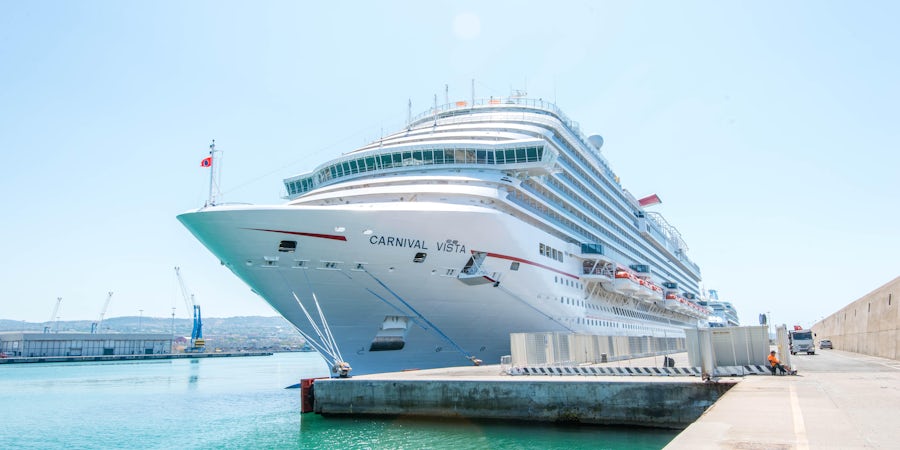 Carnival Clarifies Vaccination Requirements for Galveston Cruises, Allows Small Number of Unvaccinated Children