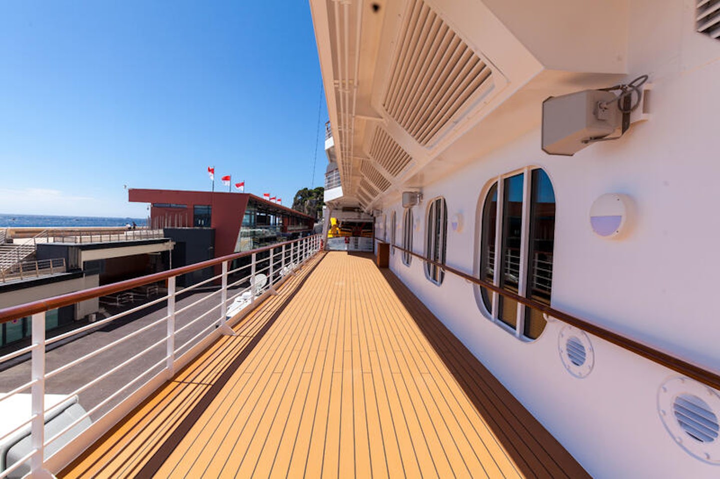 Exterior Decks on Seven Seas Explorer