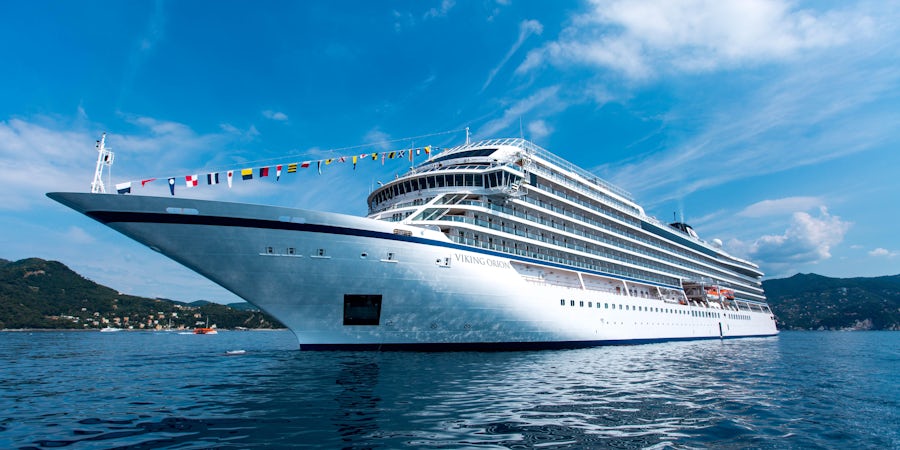 Viking Starts First Cruises from Bermuda, Welcomes U.S. Passengers Onboard