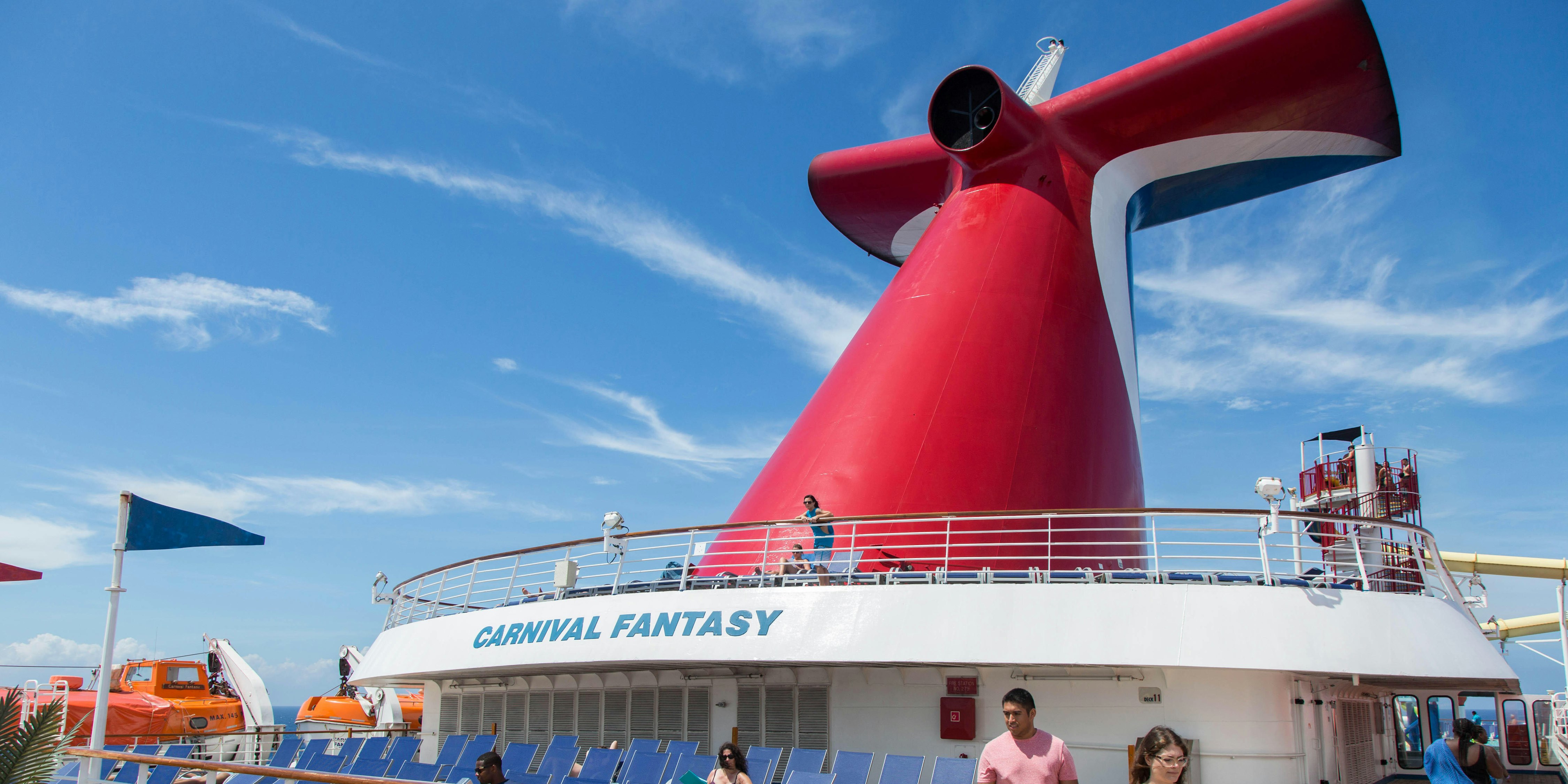 carnival cruises history