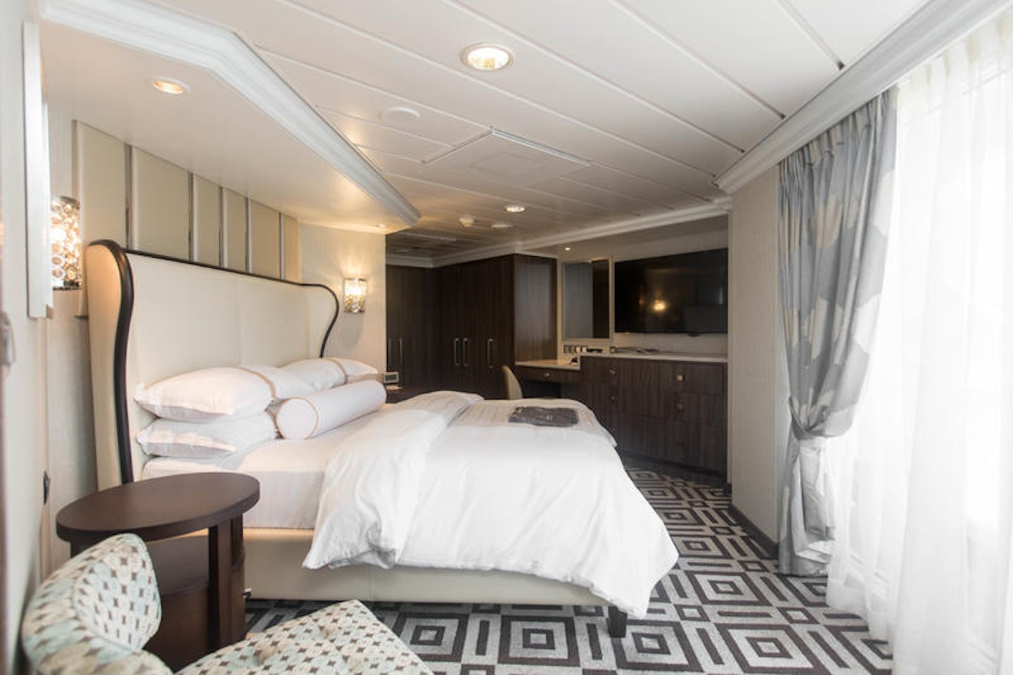 The Club World Owner's Suite on Azamara Journey