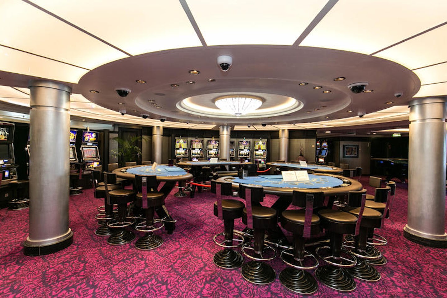 oceania cruise line casino