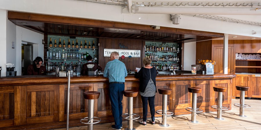 Cunard Revamps Drinks Packages 