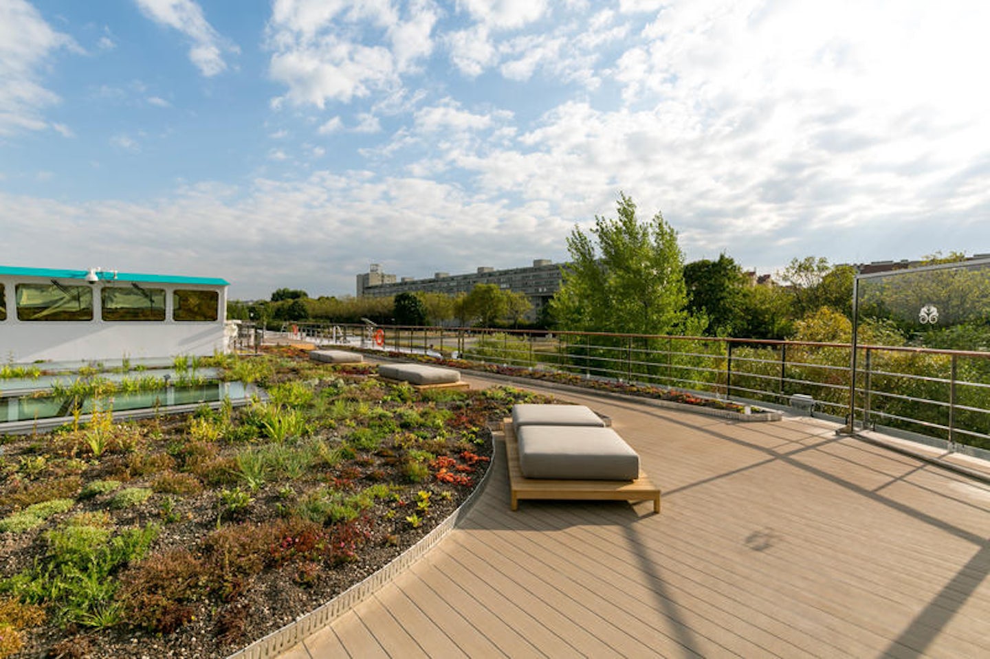 The Living Roof on Crystal Mozart