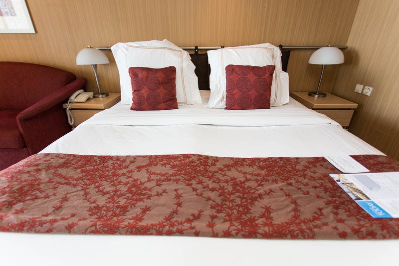 celebrity cruise concierge class