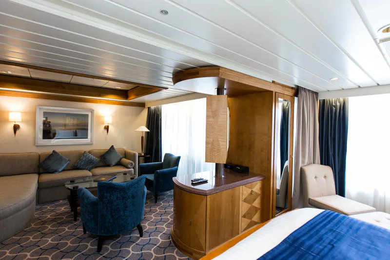 Owner's Suite on Royal Caribbean Explorer of the Seas Cruise Ship