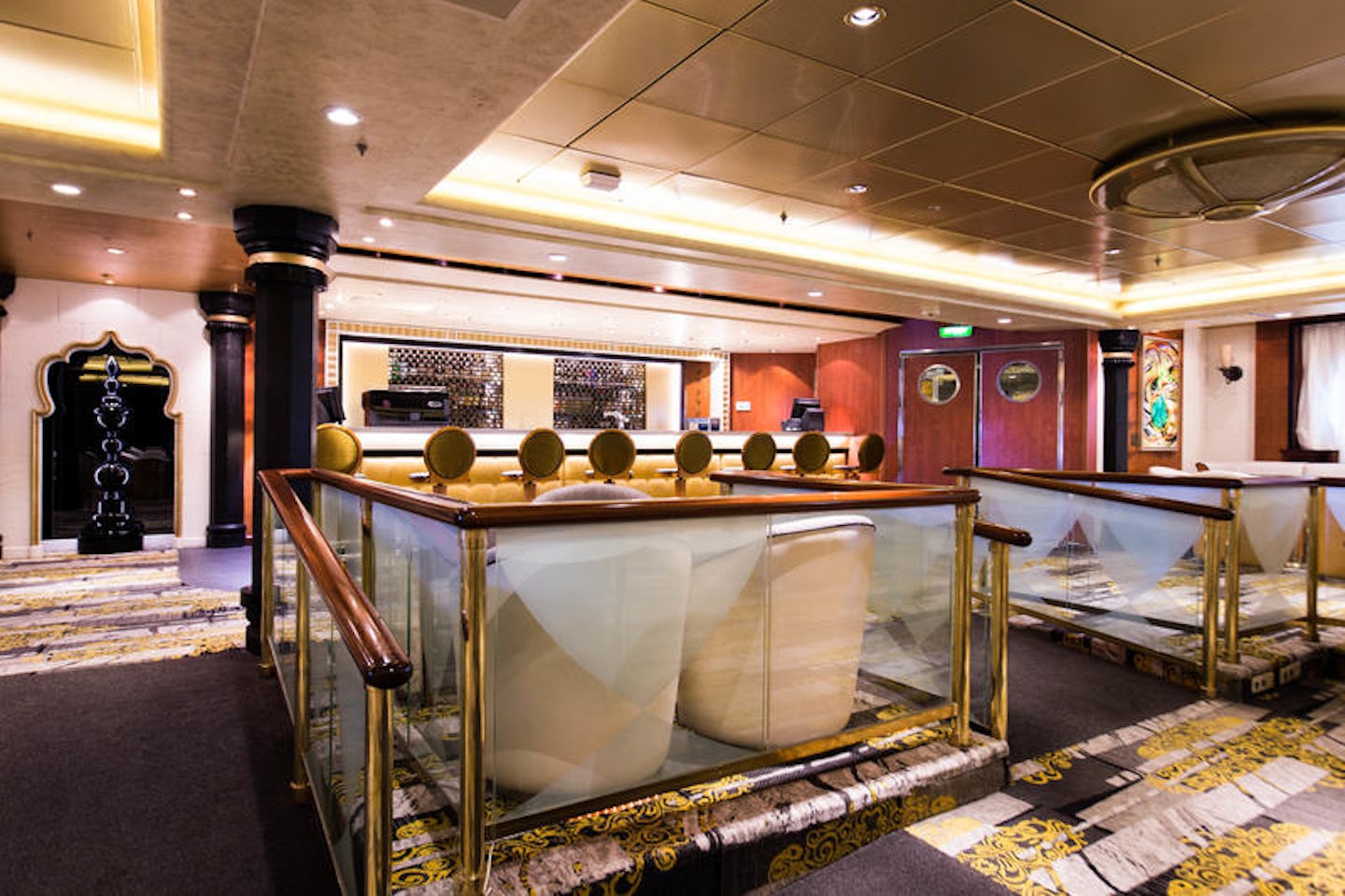 Star Lounge on Explorer of the Seas