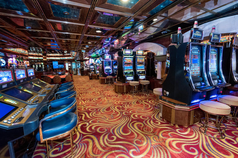 royal caribbean casino cruise offers