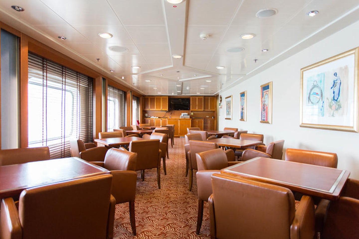 Game Lounge on Silver Whisper