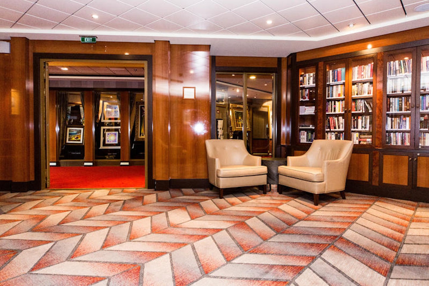 SS America Library on Pride of America