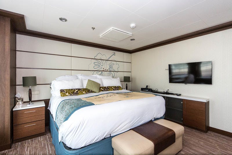 Owner's Suite with Large Balcony on Norwegian (NCL) Pride of America