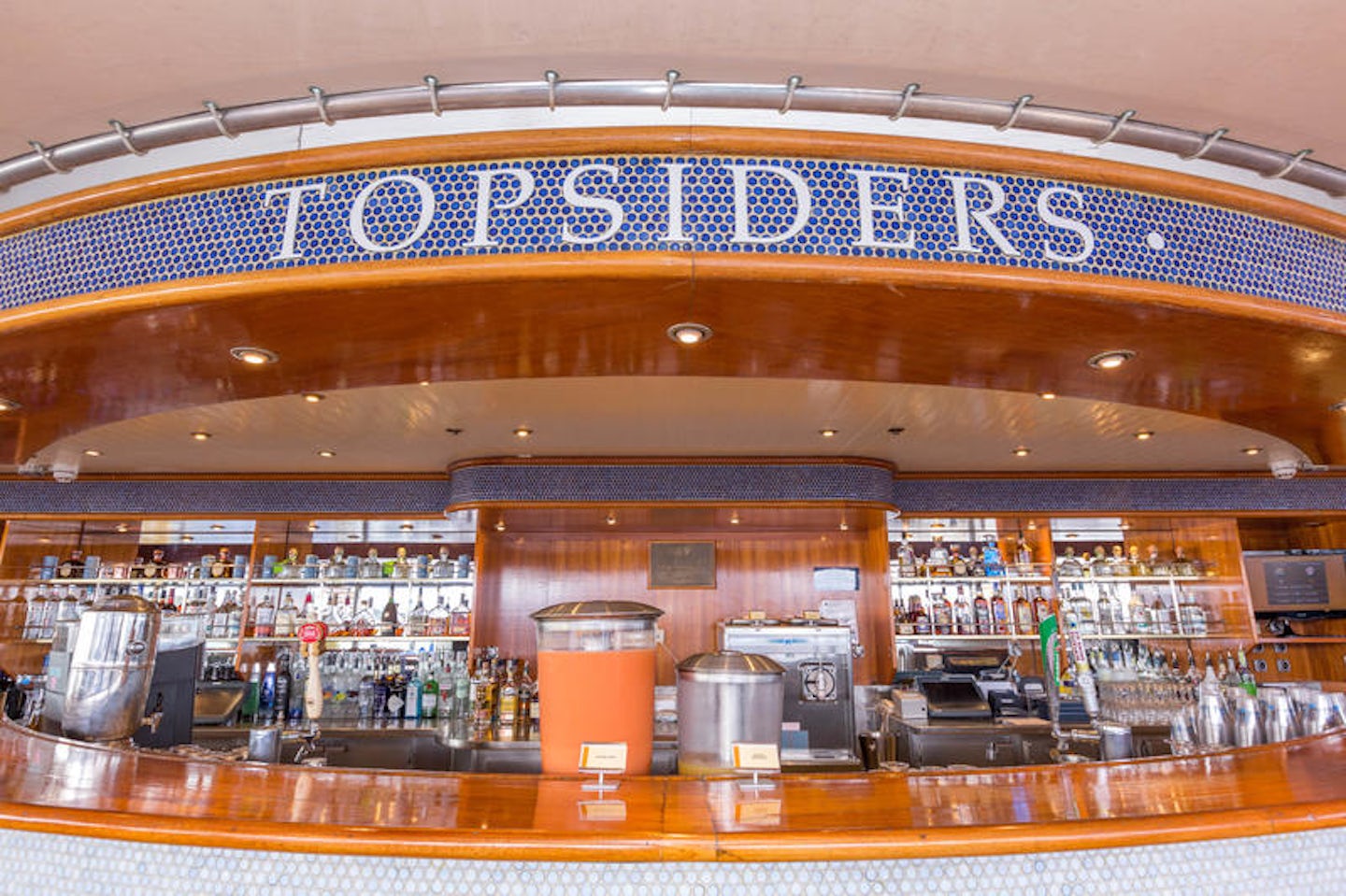 Topsiders Bar on Norwegian Sun