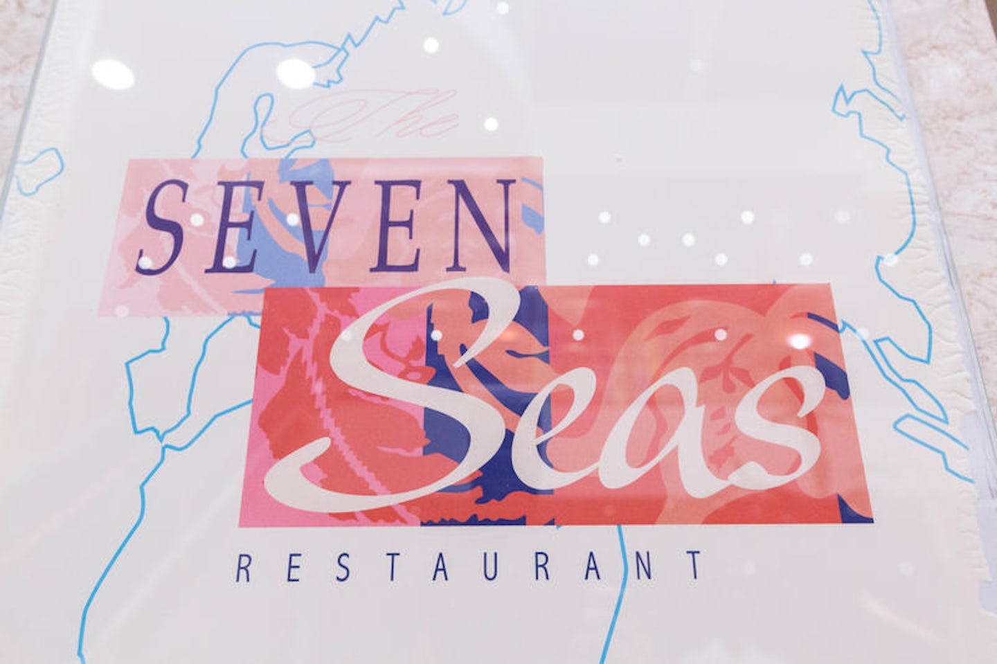 Seven Seas Restaurant on Norwegian Sun