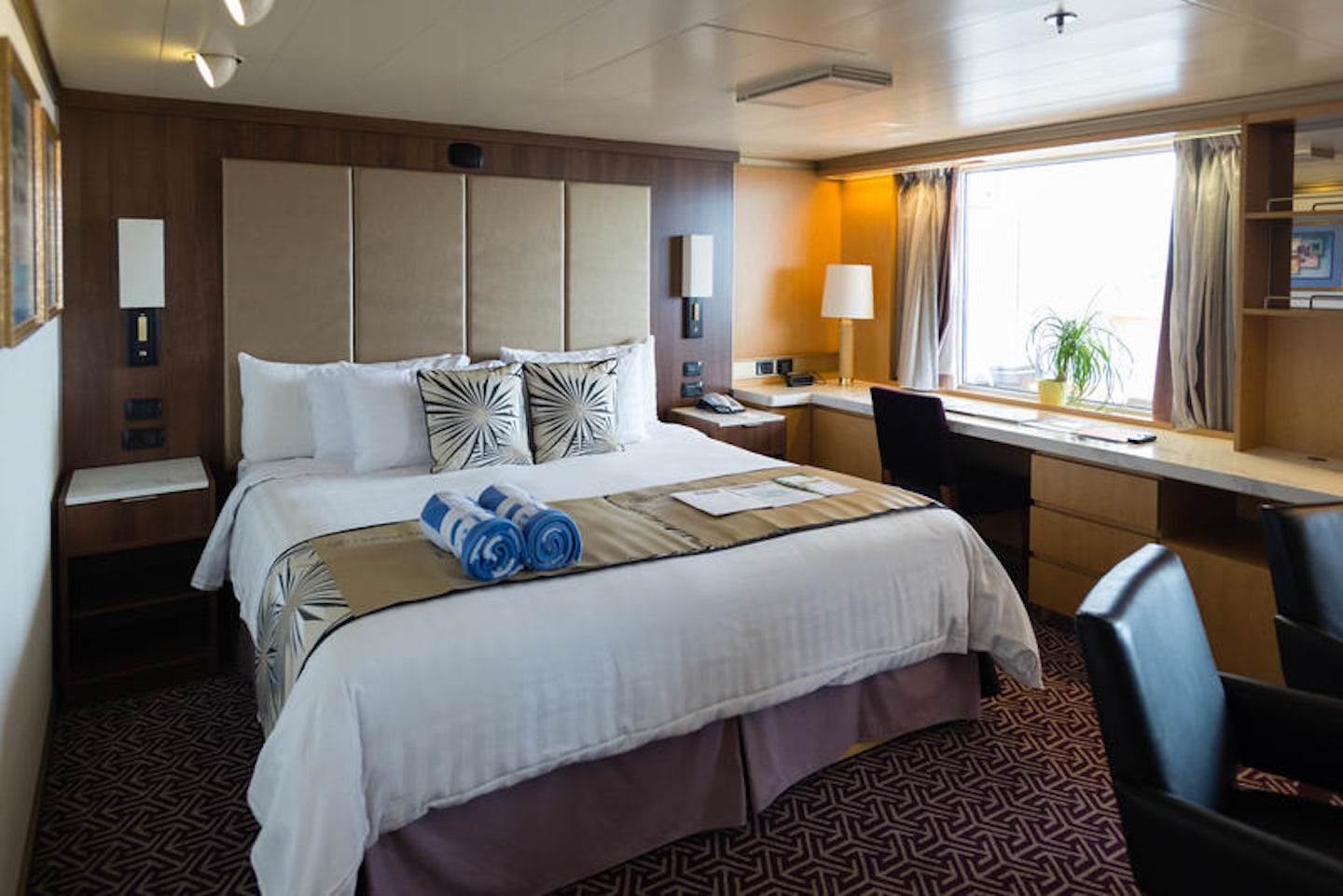 The Neptune Suite on Oosterdam