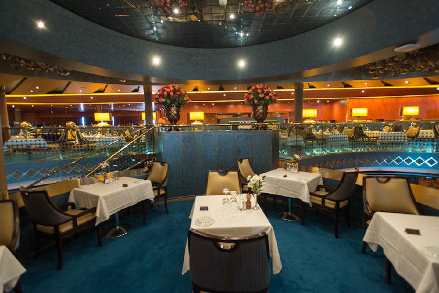 dining room on the oosterdam