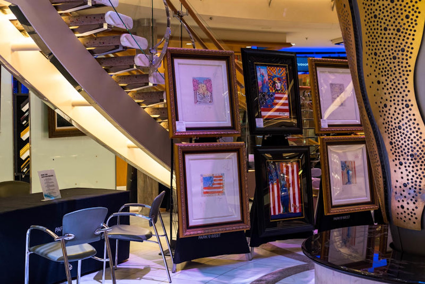Photo and Art Gallery on Adventure of the Seas