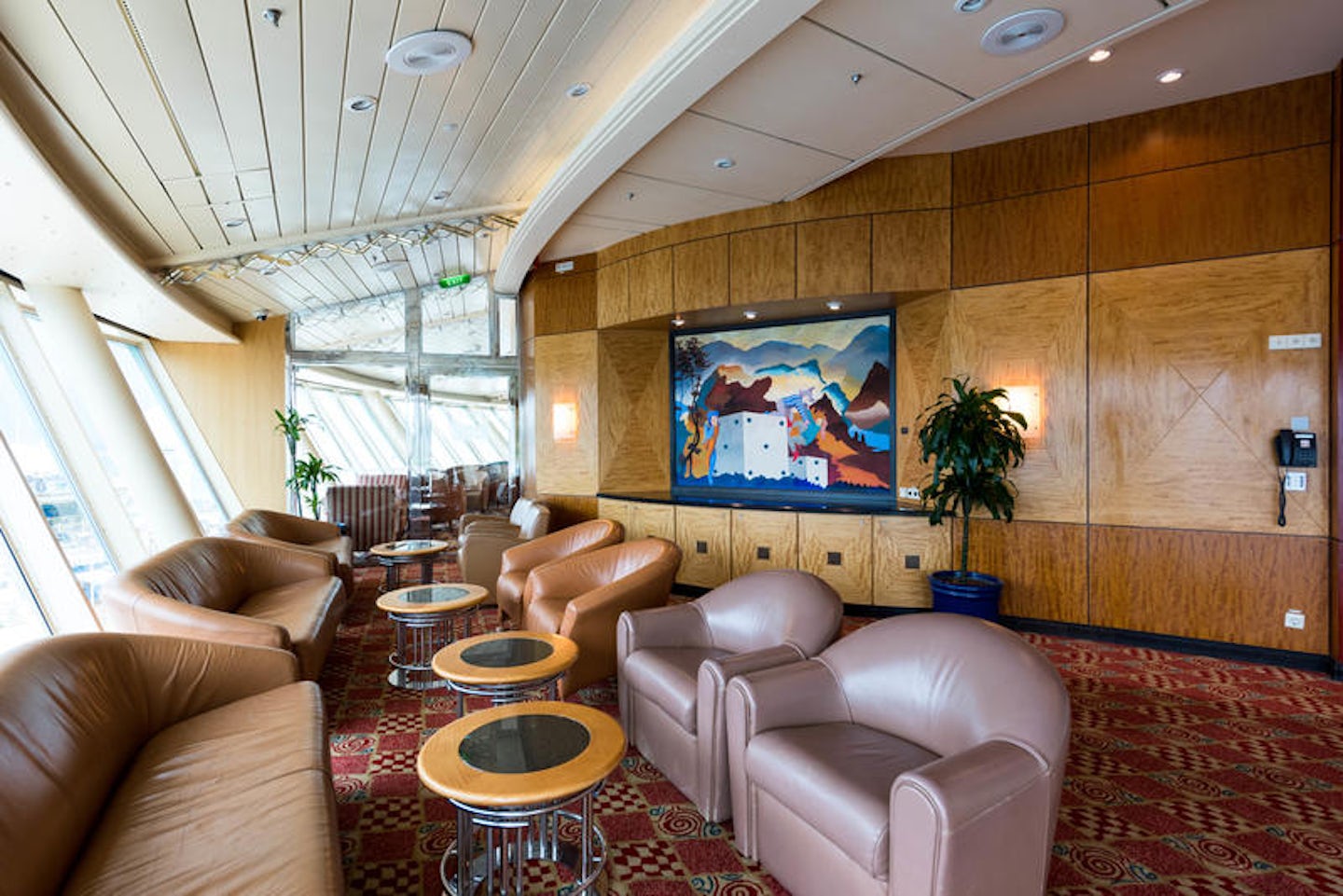 Suite Lounge on Adventure of the Seas