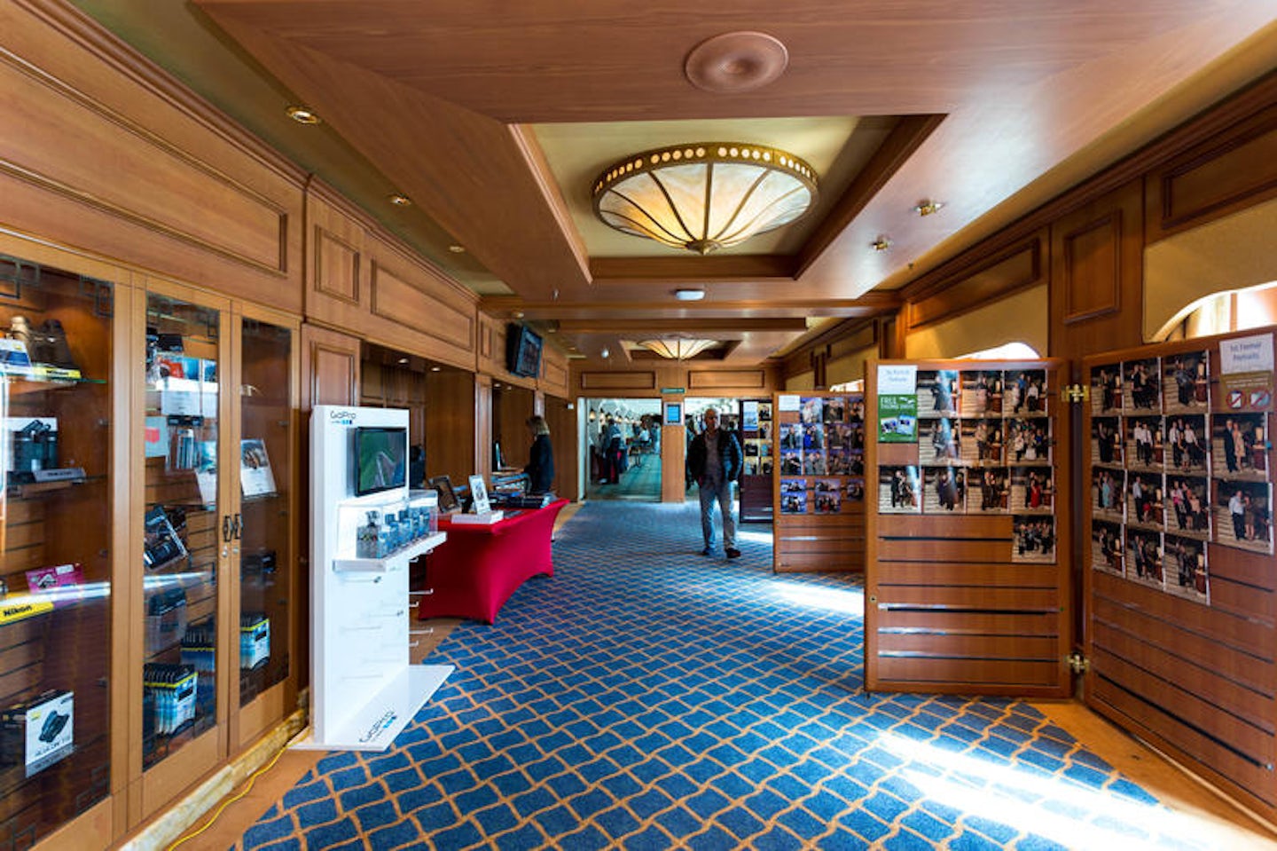 Photo and Video Gallery on Island Princess