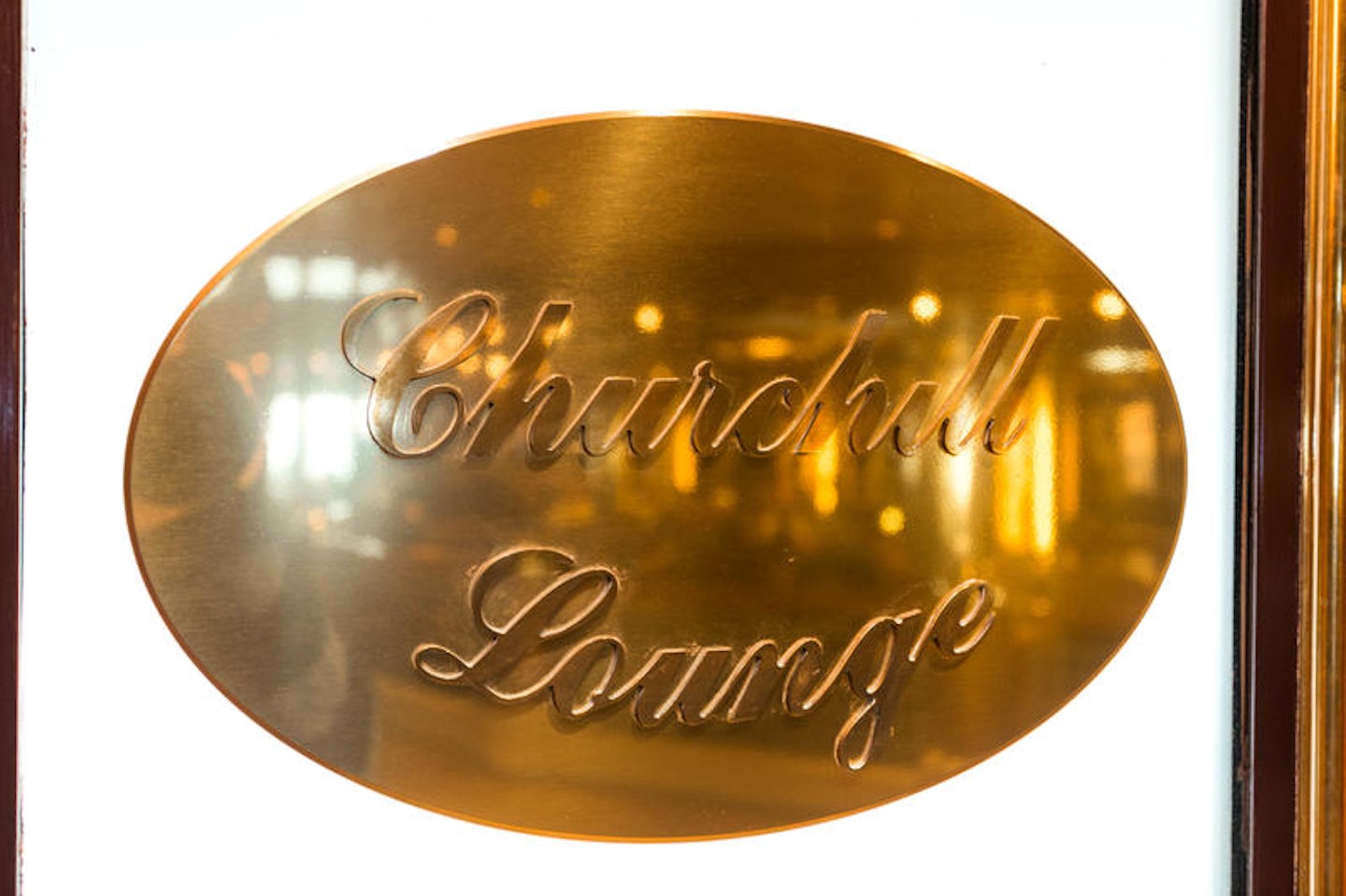 Churchill Lounge on Island Princess