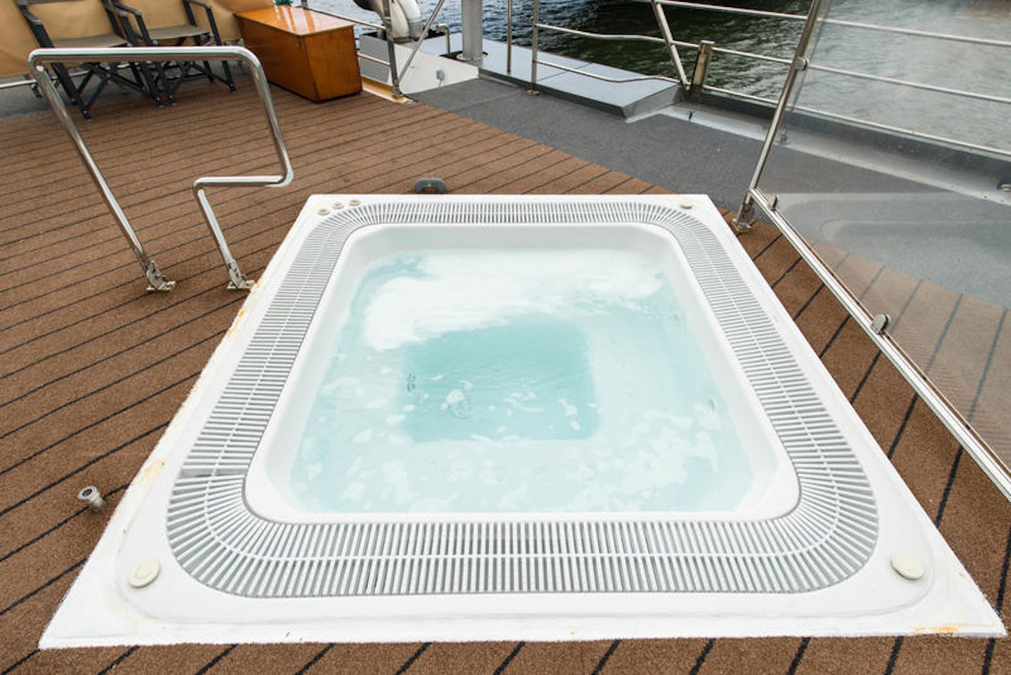The Jacuzzi on ms Sapphire