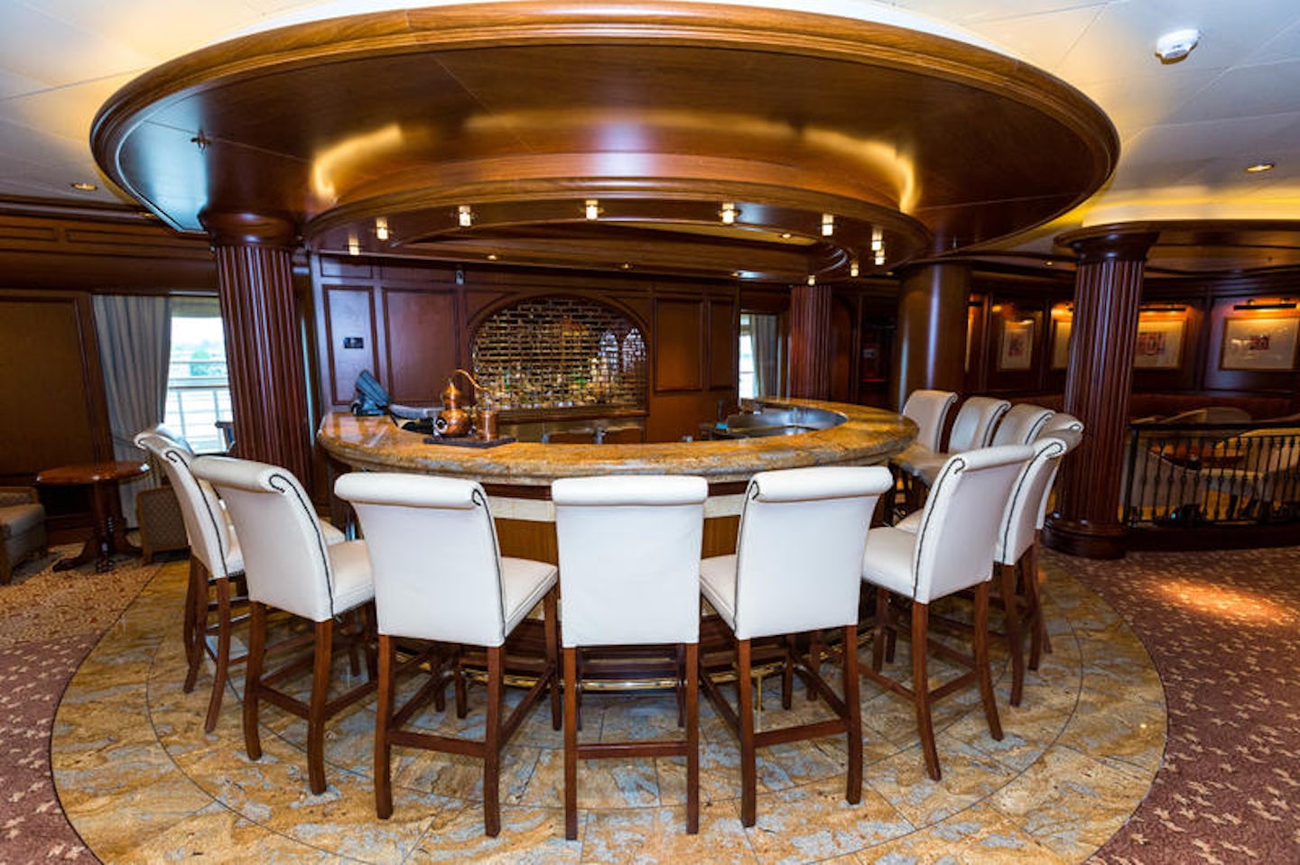 Midships Lounge on Queen Victoria