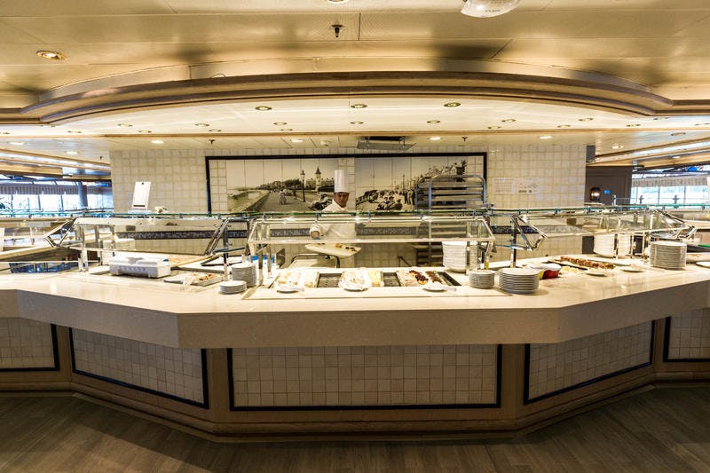 Lido Restaurant on Cunard Queen Victoria Cruise Ship - Cruise Critic