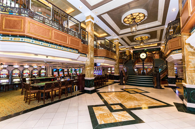 celebrity cruises casino free cruise