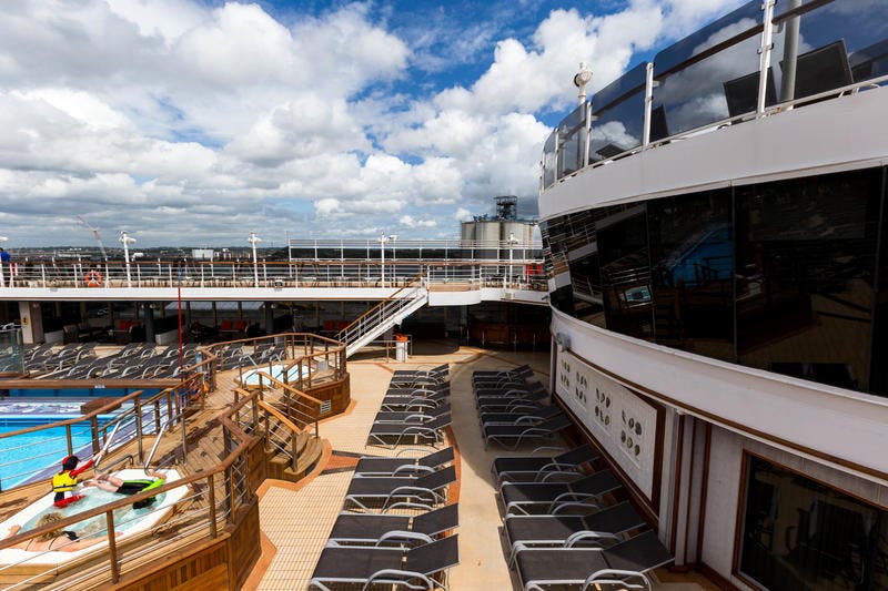 pavilion-pool-on-cunard-queen-victoria-cruise-ship-cruise-critic
