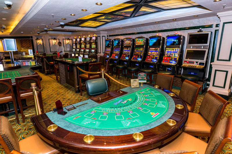 is quuens resort world casino rigged