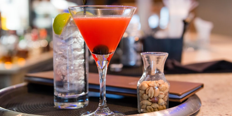 14 Ways to Get Free (or Cheaper) Drinks on a Cruise